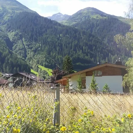 Rosanna Sankt Anton Apartment